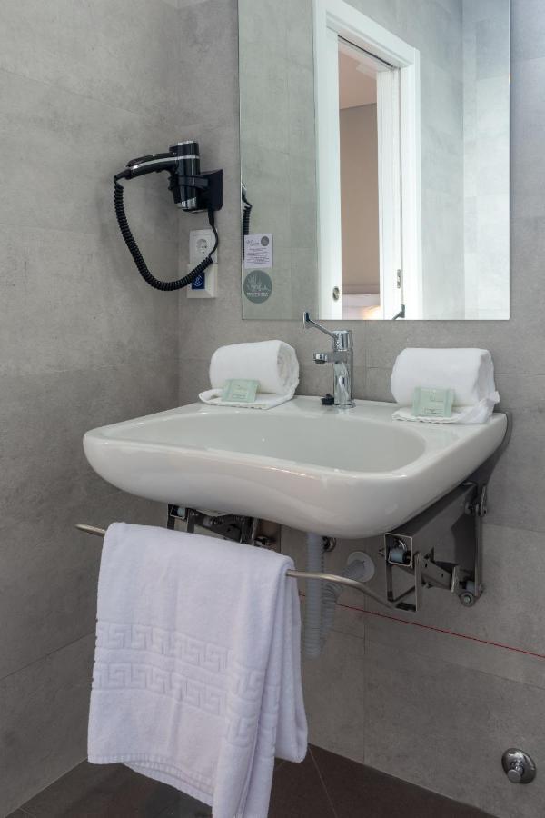 Meu Hotel Porto Gandra ปาเรเดส ภายนอก รูปภาพ